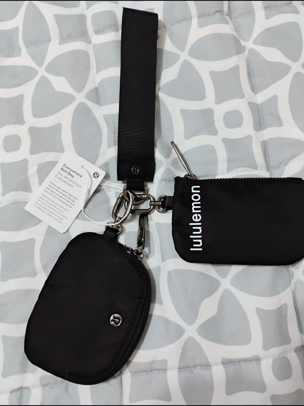lululemon Everywhere Belt Bag with strap NWT